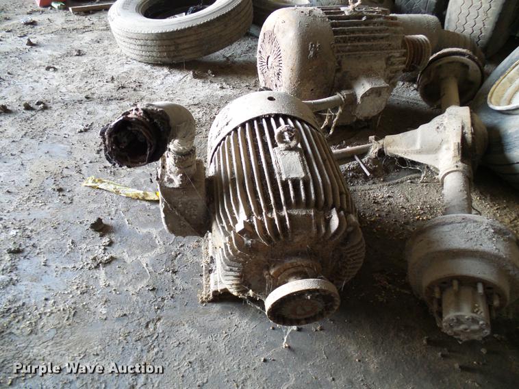 image for item DE5203 Roskamp Mfg roller mill