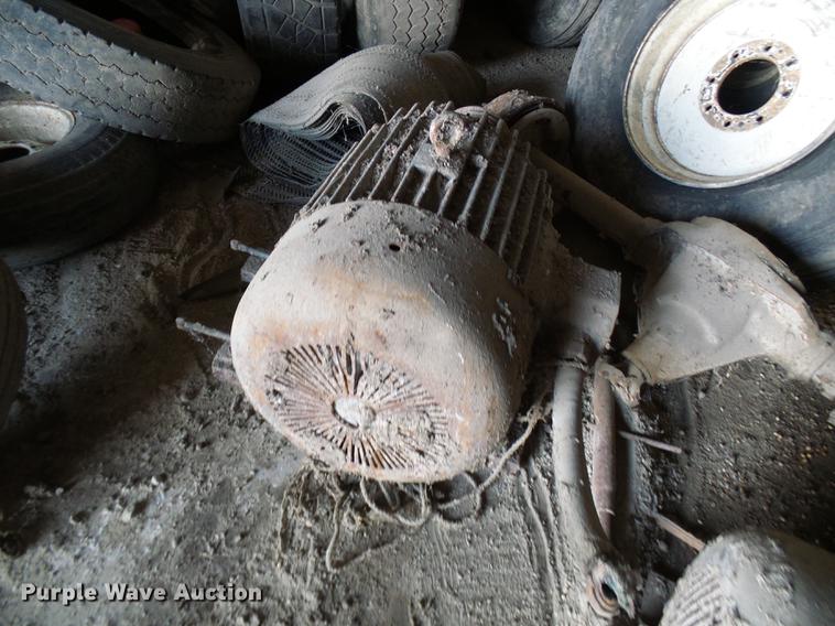 image for item DE5203 Roskamp Mfg roller mill