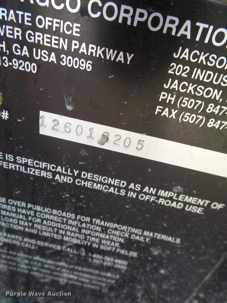 image for item DE5204 2005 Ag-Chem RoGator 1264C sprayer