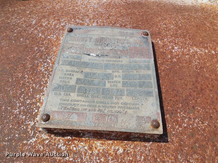 image for item DE5205 Anhydrous ammonia applicator