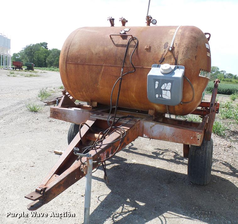 image for item DE5206 Anhydrous ammonia applicator