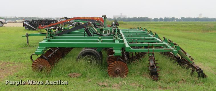 image for item DE6380 2005 Great Plains Turbo Till 4000TT vertical tillage