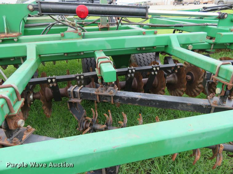 image for item DE6380 2005 Great Plains Turbo Till 4000TT vertical tillage