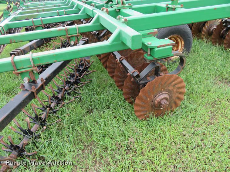image for item DE6380 2005 Great Plains Turbo Till 4000TT vertical tillage