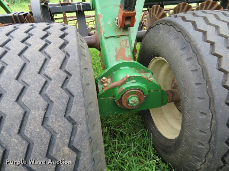 image for item DE6380 2005 Great Plains Turbo Till 4000TT vertical tillage