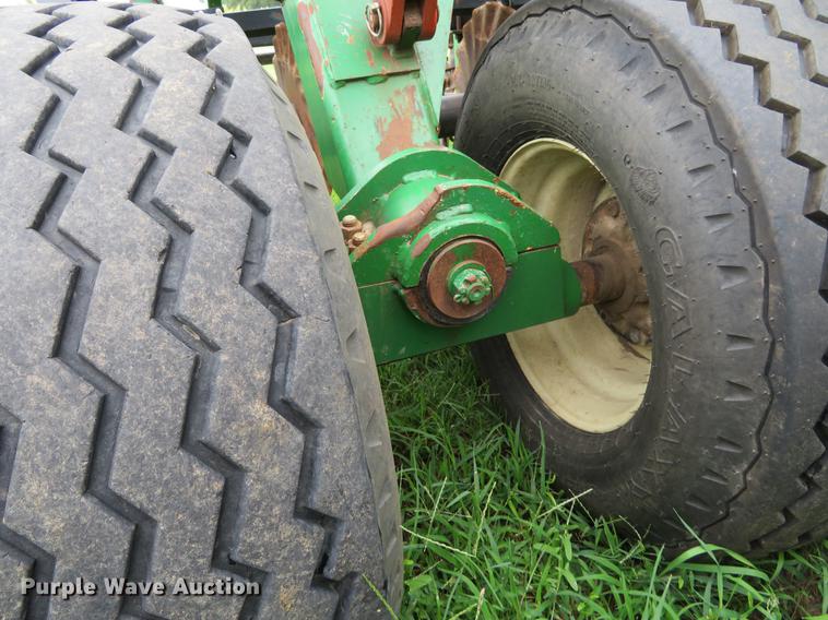 image for item DE6380 2005 Great Plains Turbo Till 4000TT vertical tillage