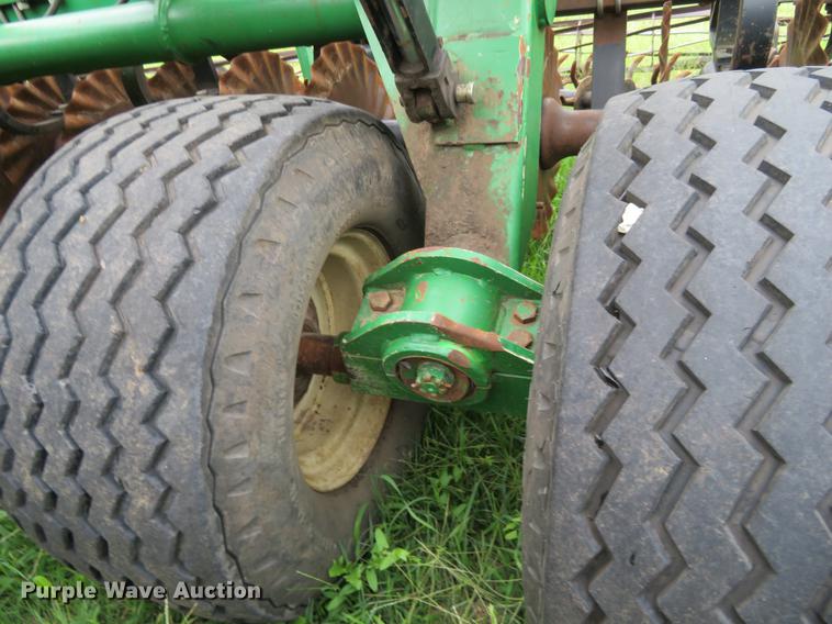 image for item DE6380 2005 Great Plains Turbo Till 4000TT vertical tillage