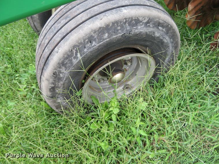 image for item DE6380 2005 Great Plains Turbo Till 4000TT vertical tillage