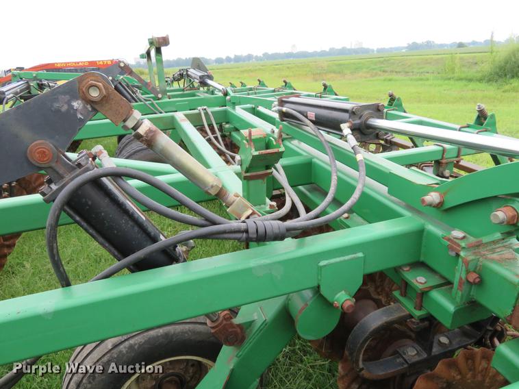 image for item DE6380 2005 Great Plains Turbo Till 4000TT vertical tillage
