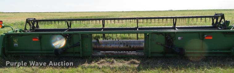 image for item DE6384 2002 John Deere 925F platform head