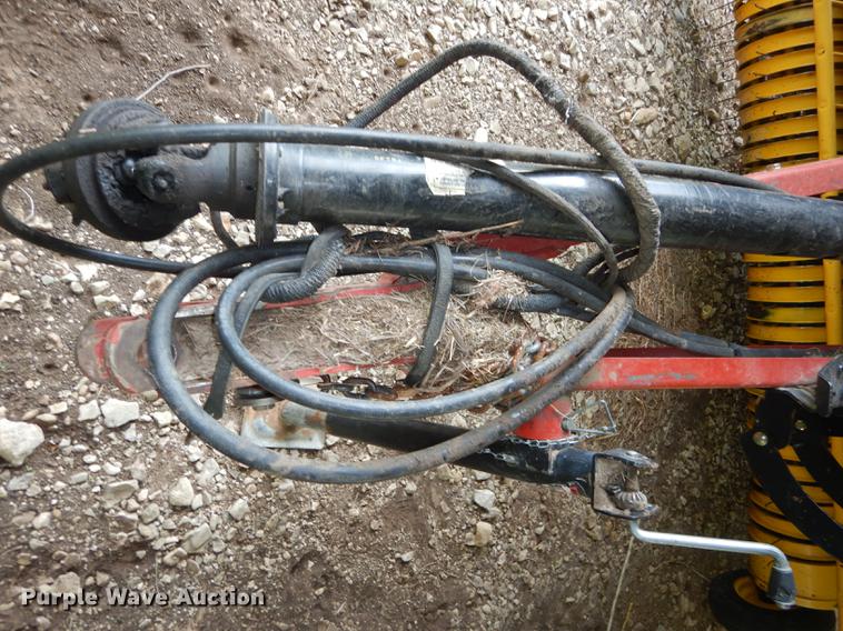 image for item DF1774 2008 New Holland BR7090 round baler