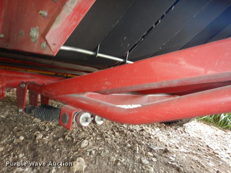 image for item DF1774 2008 New Holland BR7090 round baler