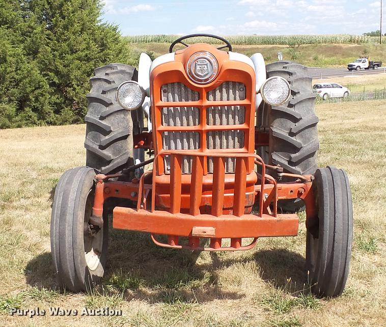 image for item DM9896 1960 Ford 821 tractor