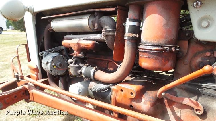 image for item DM9896 1960 Ford 821 tractor
