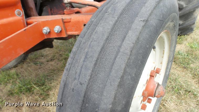 image for item DM9896 1960 Ford 821 tractor