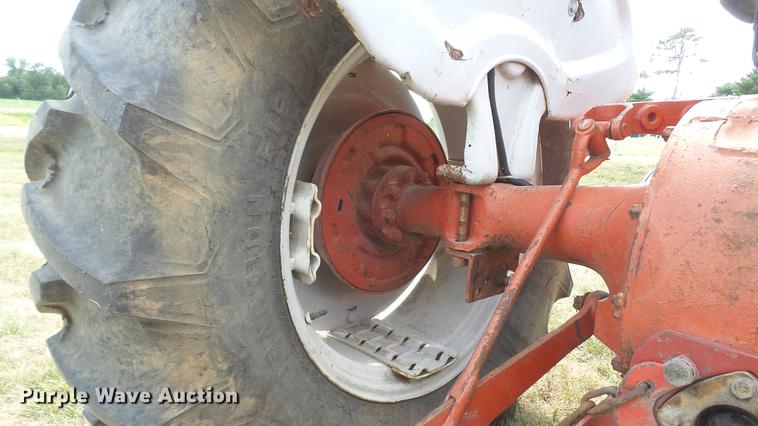 image for item DM9896 1960 Ford 821 tractor