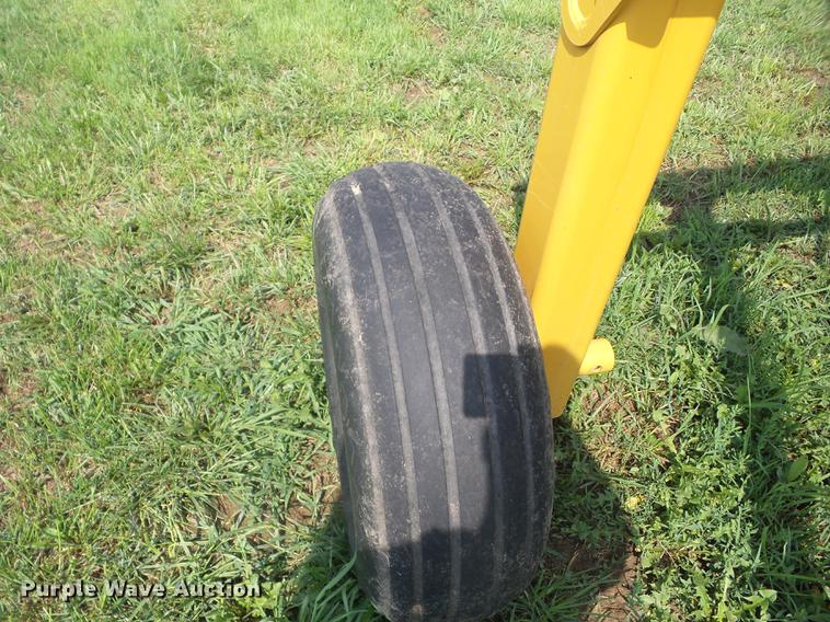 image for item EI9884 Vermeer VR1428 hay rake