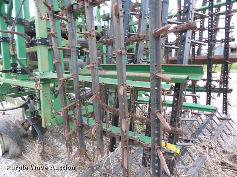 image for item EI9897 Great Plains Series V11 field cultivator