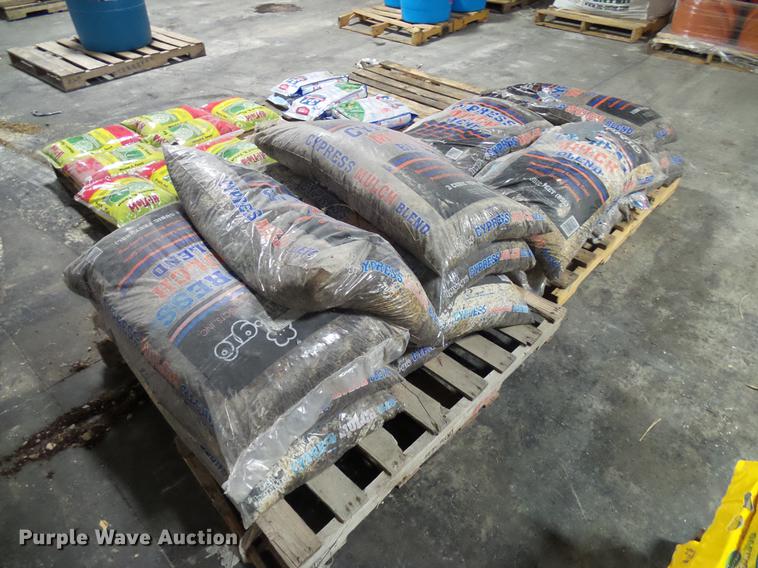 image for item EP9511 Lawn and garden supplies