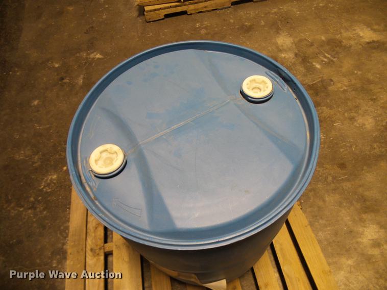 image for item EP9515 55 gallon drum of Victory Blue DEF