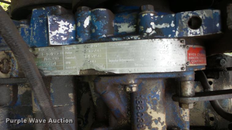 image for item ER9699 1974 Ford W911 grain truck