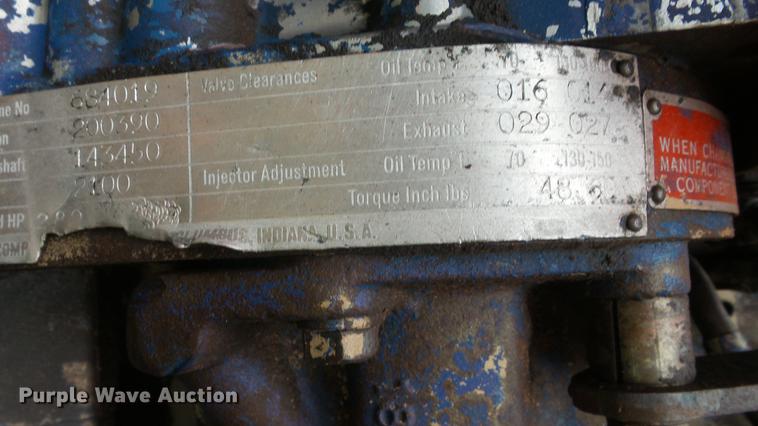 image for item ER9699 1974 Ford W911 grain truck