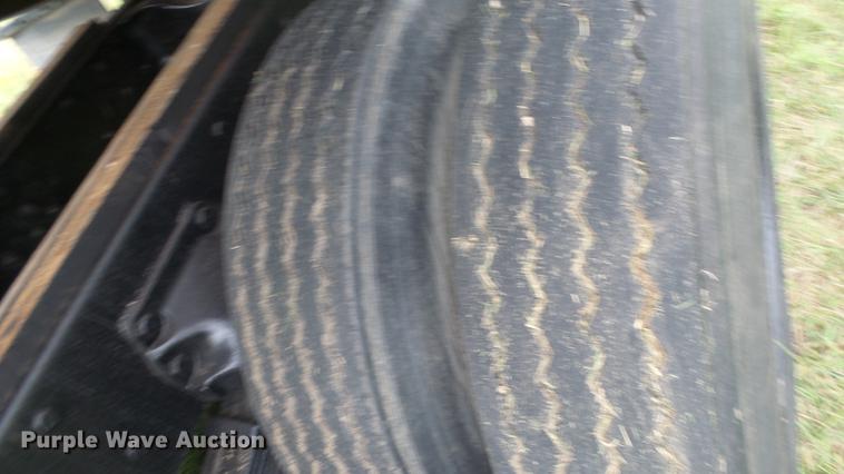 image for item ER9699 1974 Ford W911 grain truck