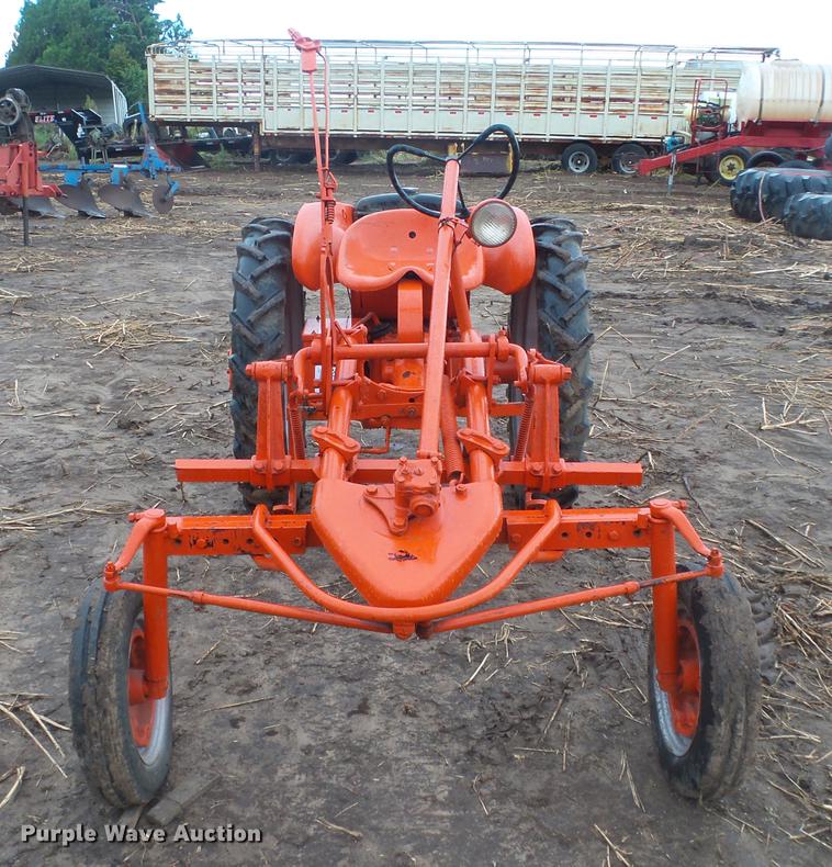 image for item ES9327 Allis Chalmers tractor