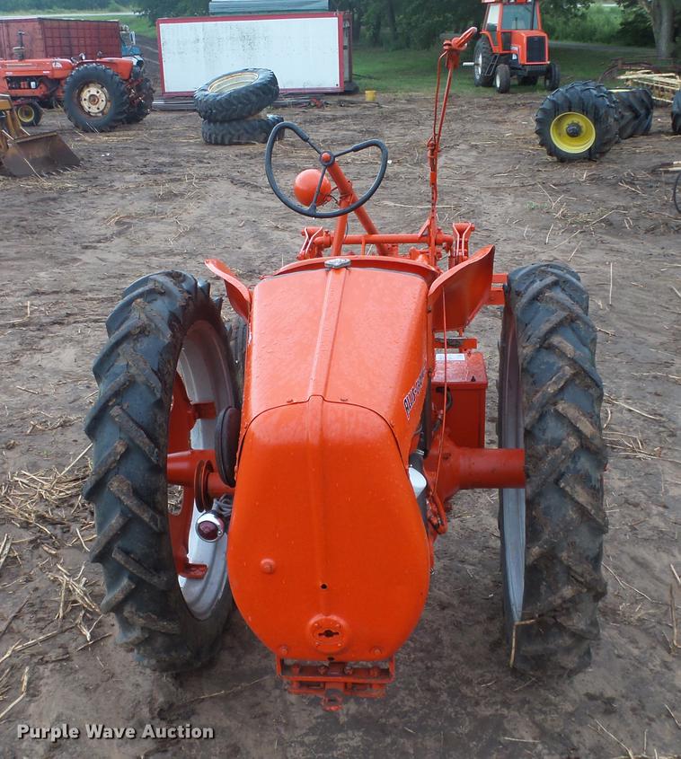 image for item ES9327 Allis Chalmers tractor