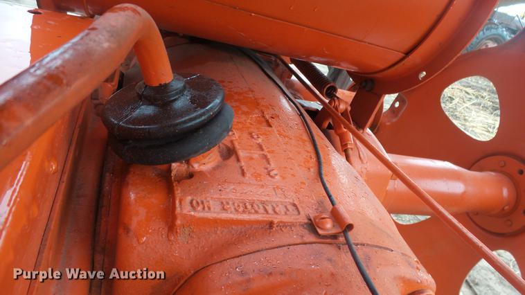 image for item ES9327 Allis Chalmers tractor
