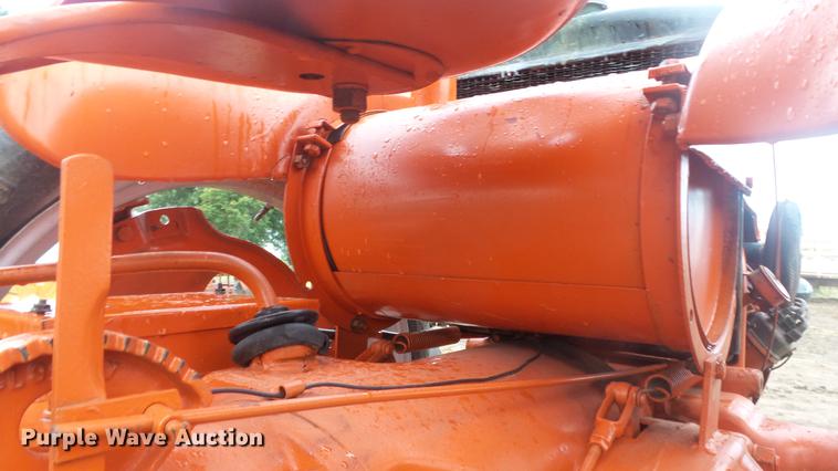 image for item ES9327 Allis Chalmers tractor