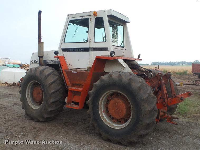 image for item ES9329 Case 2470 4WD tractor