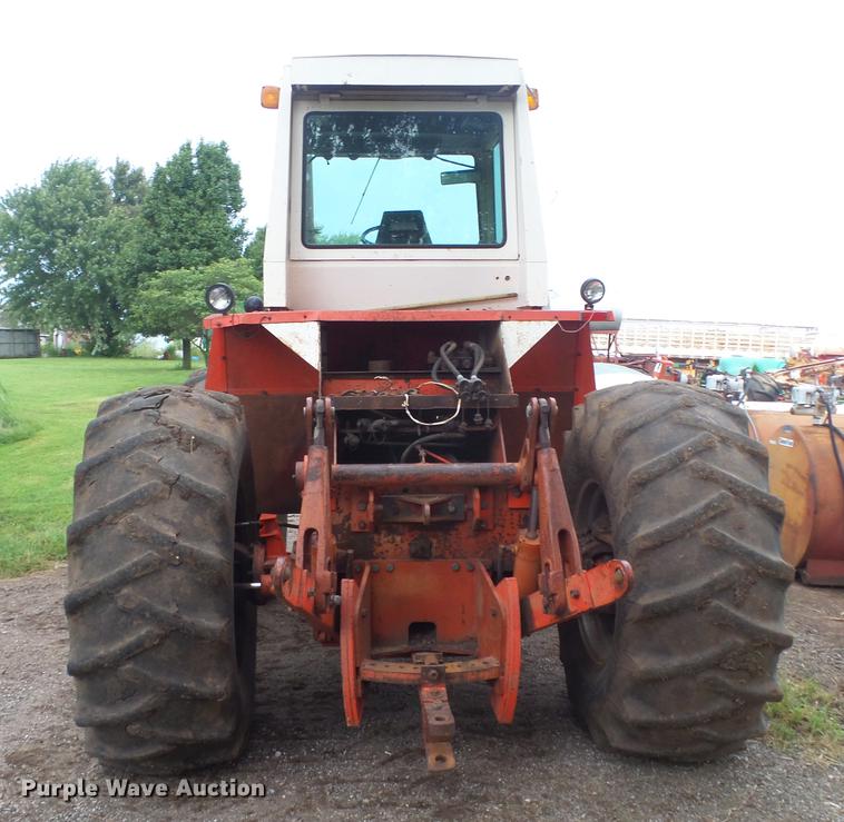 image for item ES9329 Case 2470 4WD tractor