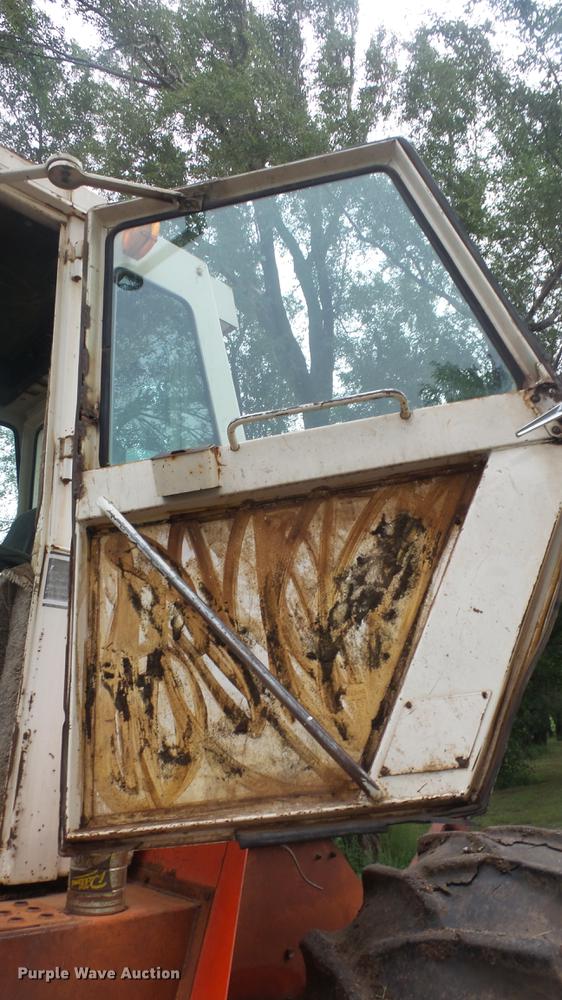 image for item ES9329 Case 2470 4WD tractor