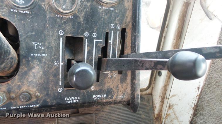 image for item ES9329 Case 2470 4WD tractor