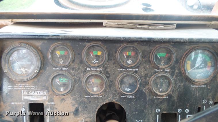 image for item ES9329 Case 2470 4WD tractor