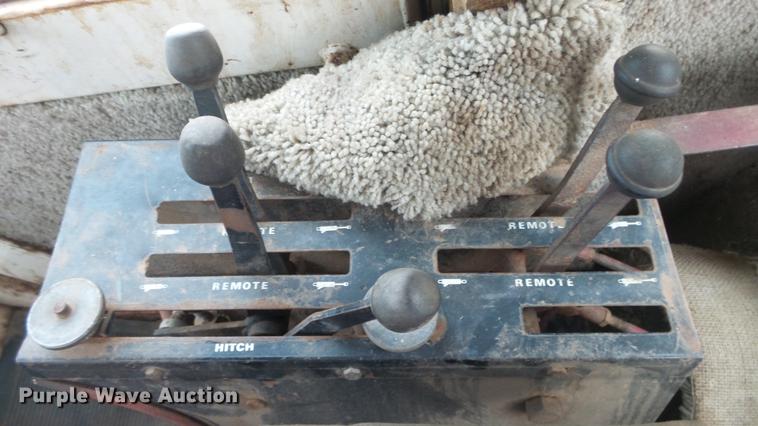 image for item ES9329 Case 2470 4WD tractor