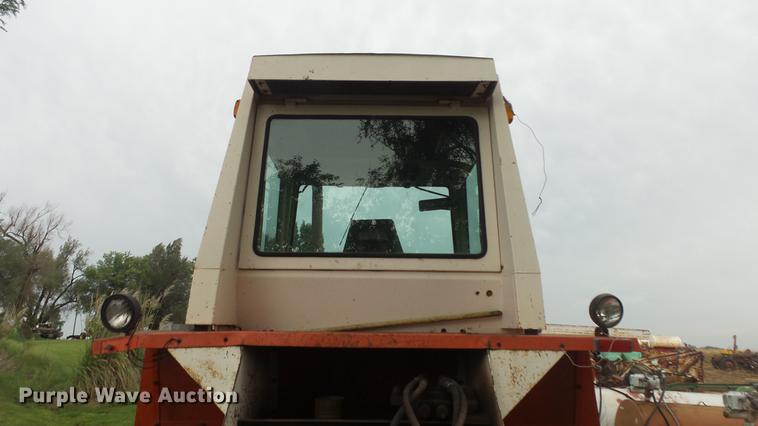 image for item ES9329 Case 2470 4WD tractor