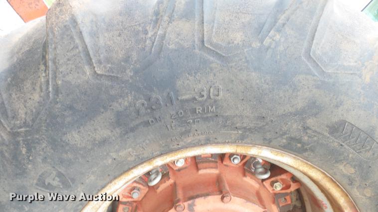 image for item ES9329 Case 2470 4WD tractor