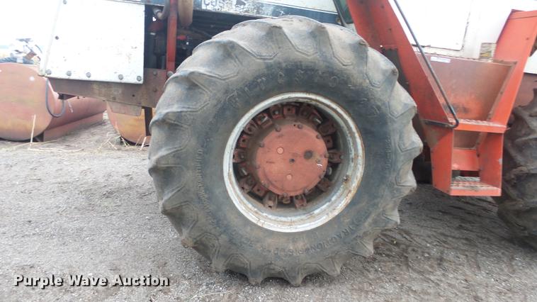 image for item ES9329 Case 2470 4WD tractor