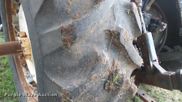 image for item ES9331 Allis Chalmers 8030 tractor