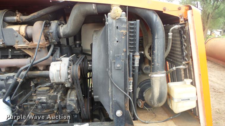 image for item ES9331 Allis Chalmers 8030 tractor