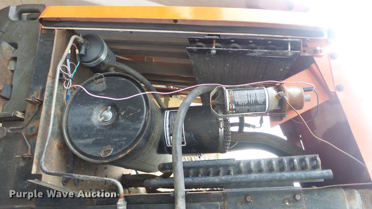 image for item ES9331 Allis Chalmers 8030 tractor