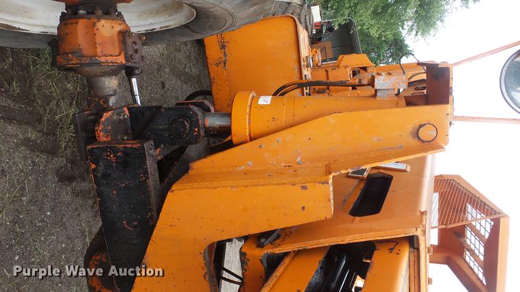 image for item ES9334 Lull 644 Highlander telehandler