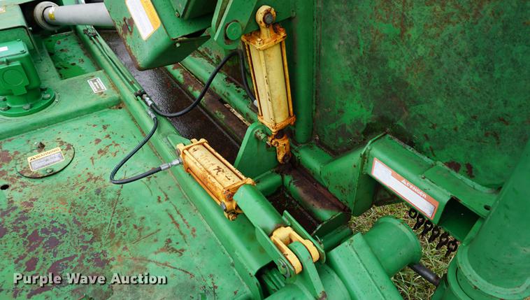 image for item ES9917 John Deere 1518 rotary mower