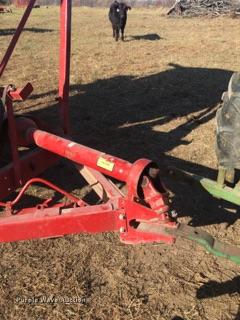 image for item ES9922 New Holland 354 grinder/mixer