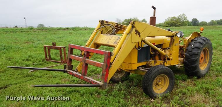 image for item ES9925 John Deere 302 industrial tractor