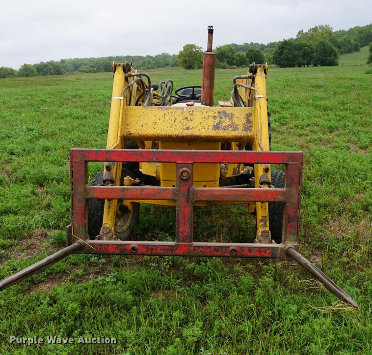 image for item ES9925 John Deere 302 industrial tractor