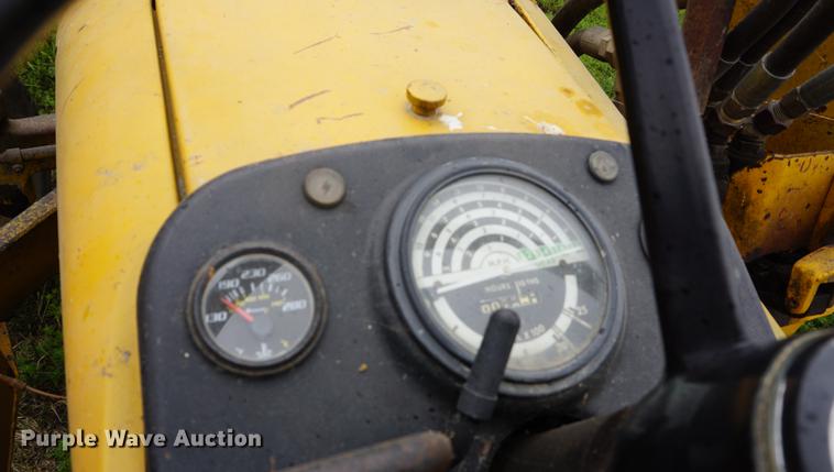 image for item ES9925 John Deere 302 industrial tractor