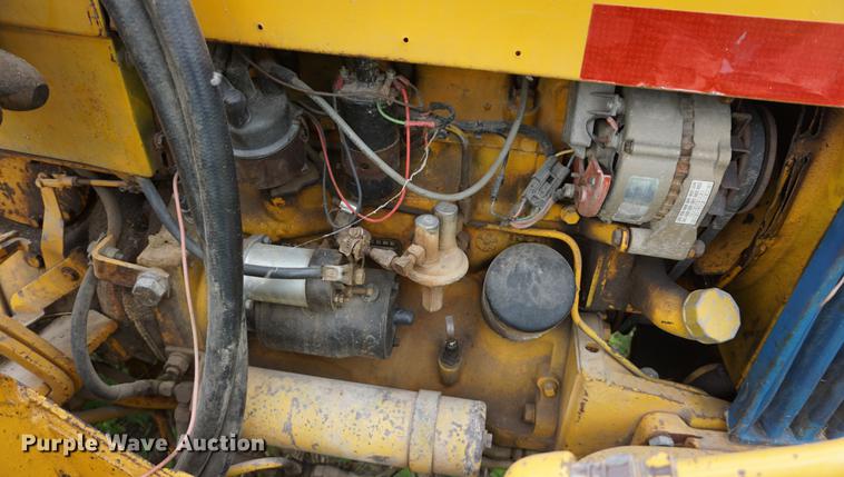 image for item ES9925 John Deere 302 industrial tractor